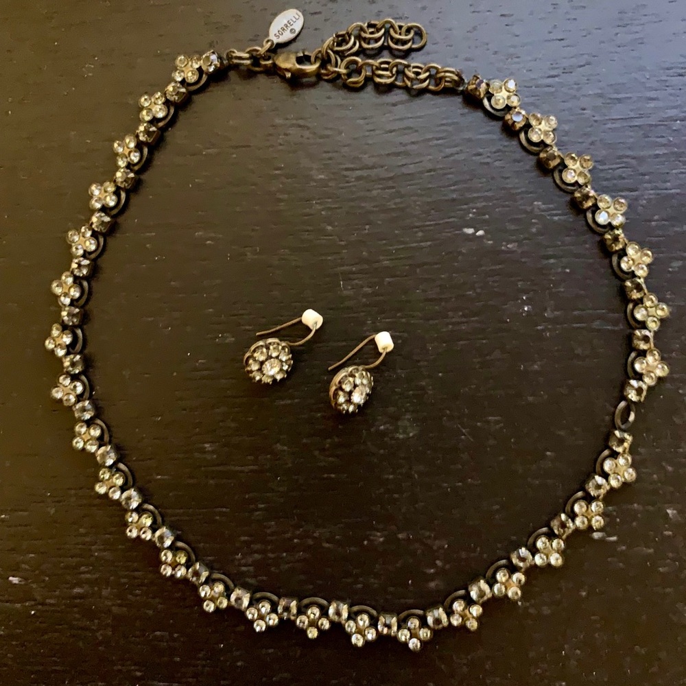 Sorrelli Necklace and Earring set